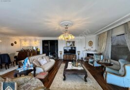 FLORYA’DA ADAKALE BÖLGESİ’NDE DENİZ MANZARALI SATILIK 4+1 DAİRE