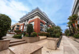 4500$ Kira Getirili , Flyn 1 Sitesi Ara Kat Full Yapılı Daire